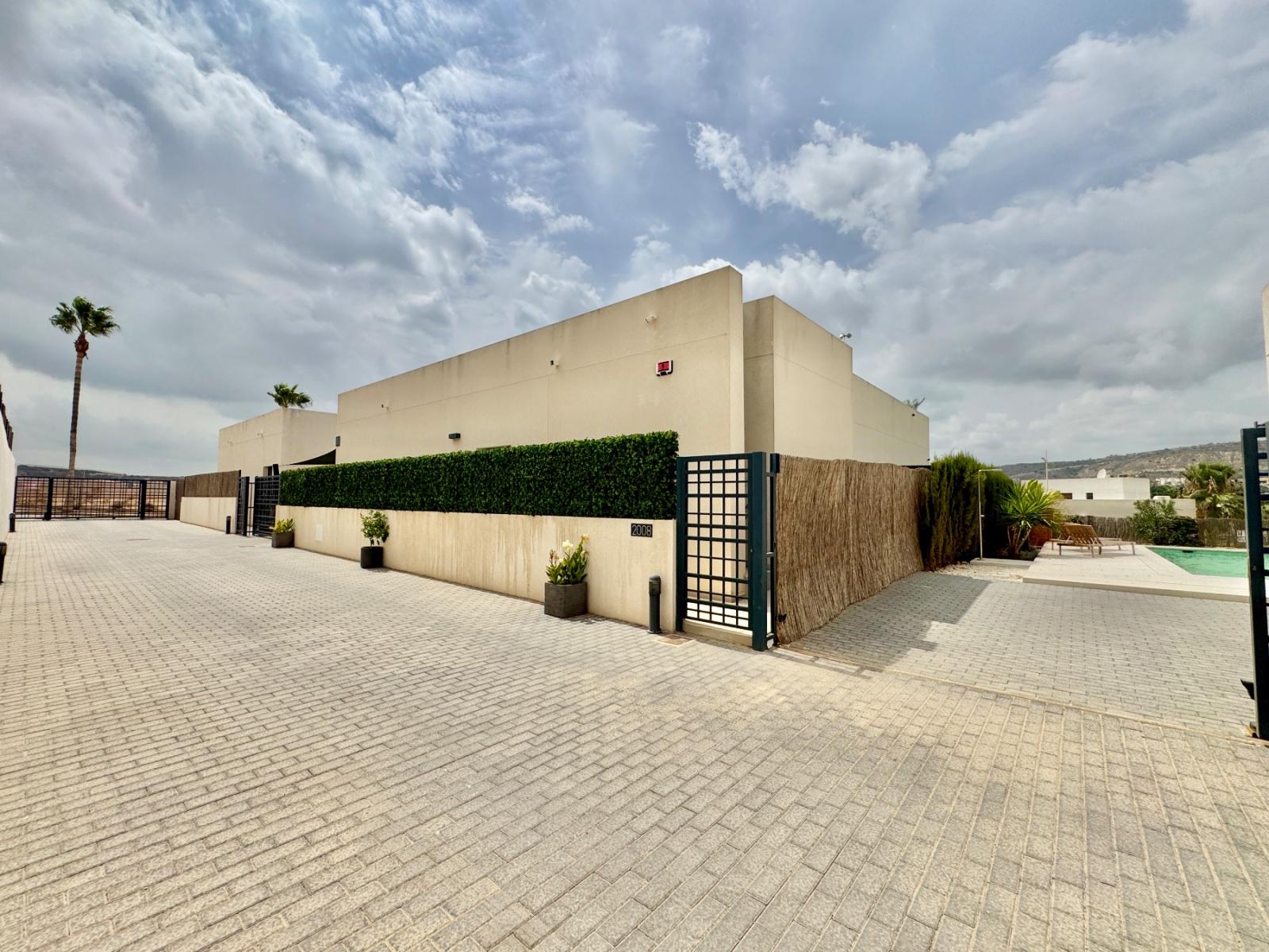 Villa en Venta en Alicante