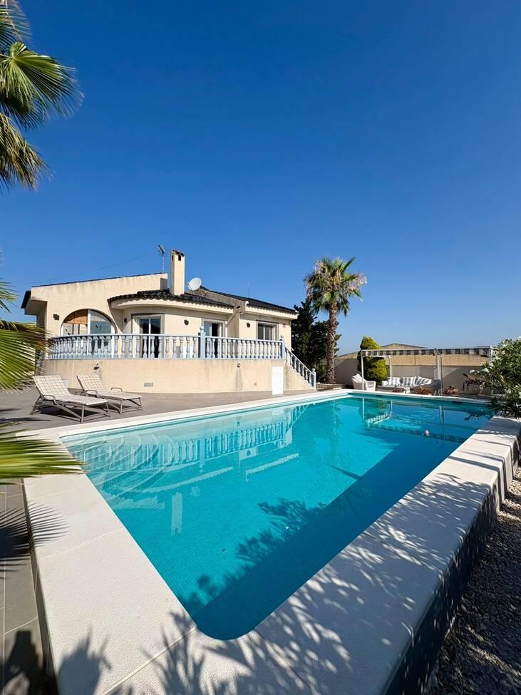 Villa en Venta en Rojales