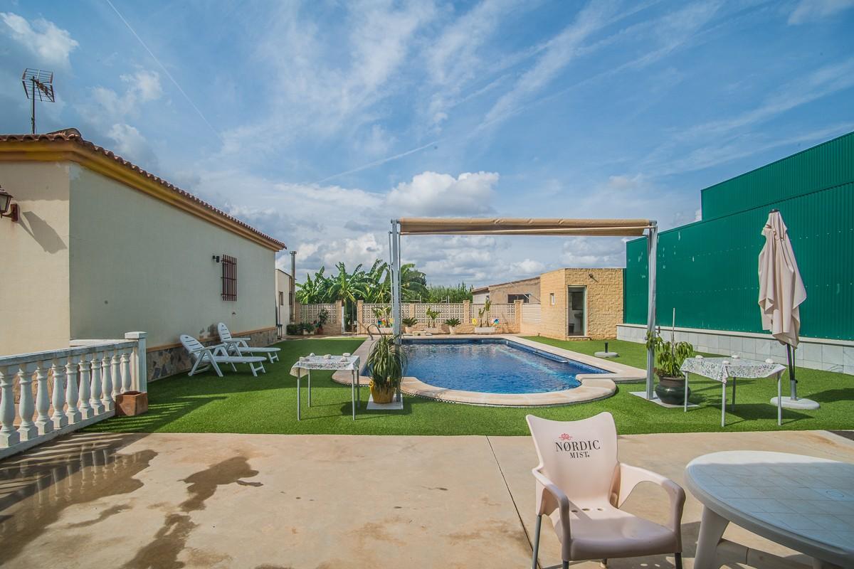 Villa en Venta en Orihuela