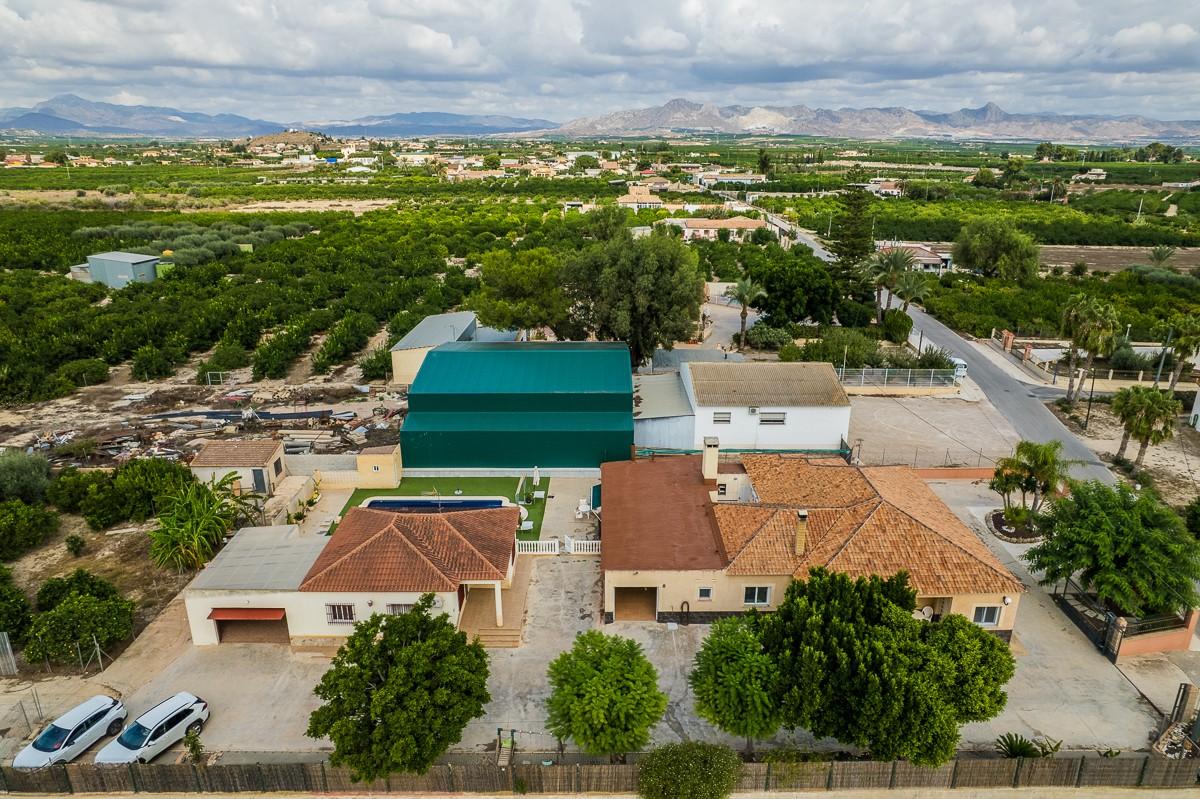 Villa en Venta en Orihuela
