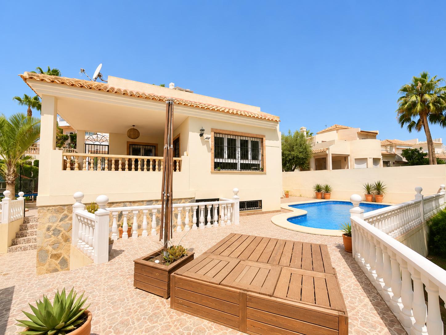 Villa en Venta en Orihuela