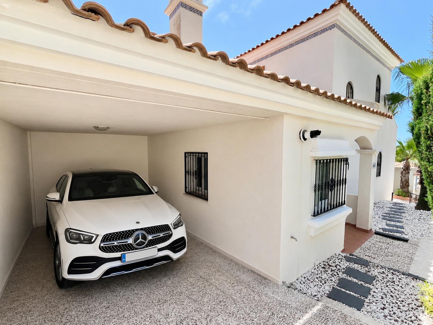 Villa en Venta en Orihuela