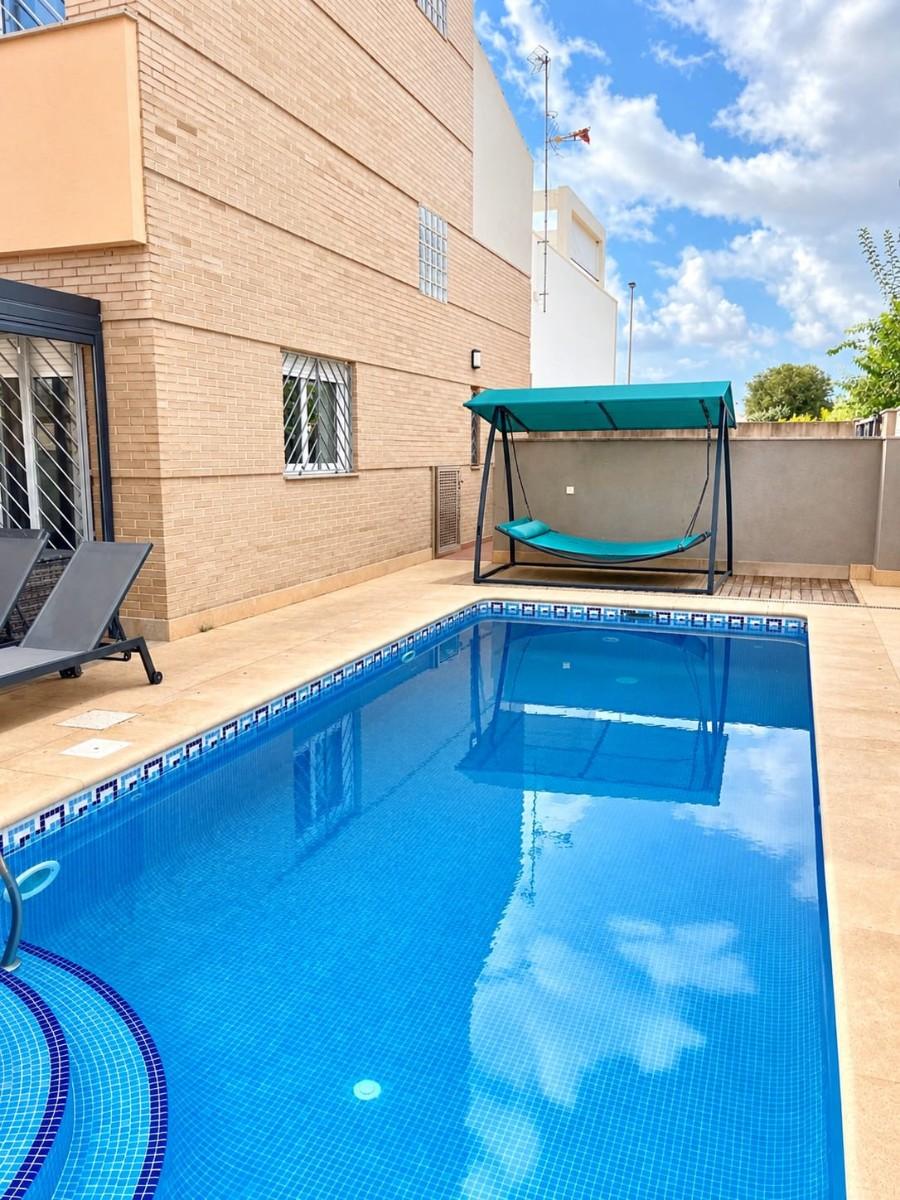 Semi-detached House for Sale in Pilar de la Horadada
