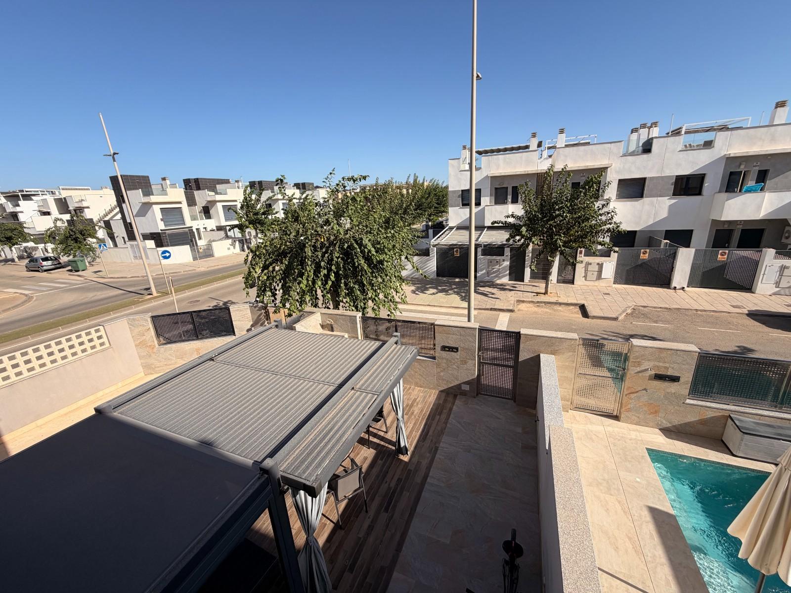Semi-detached House for Sale in Pilar de la Horadada