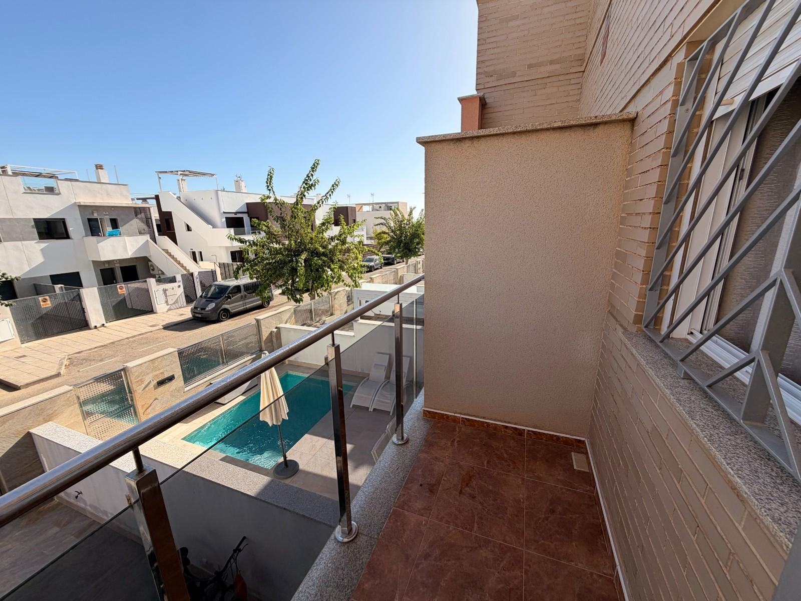 Semi-detached House for Sale in Pilar de la Horadada