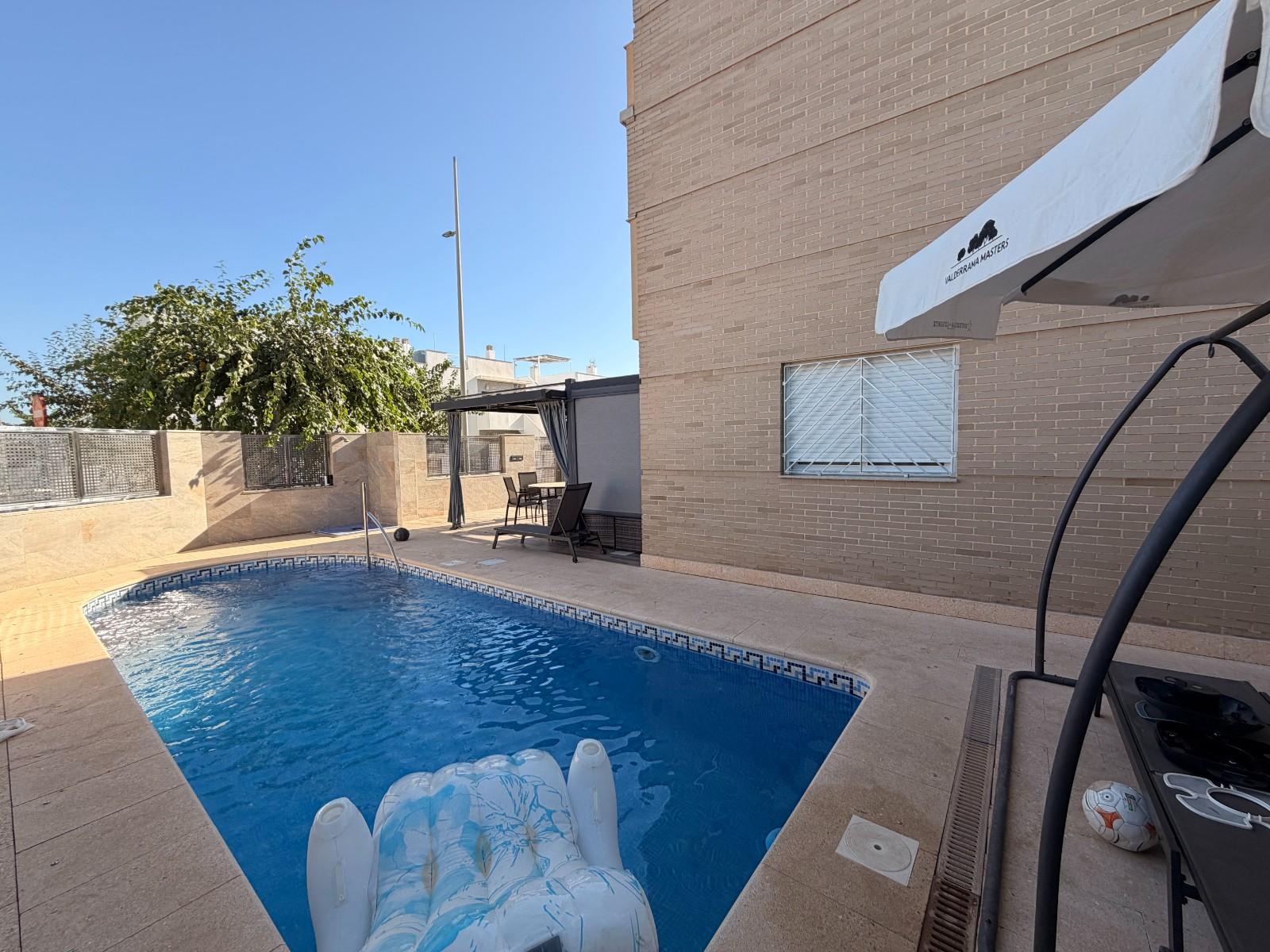 Semi-detached House for Sale in Pilar de la Horadada