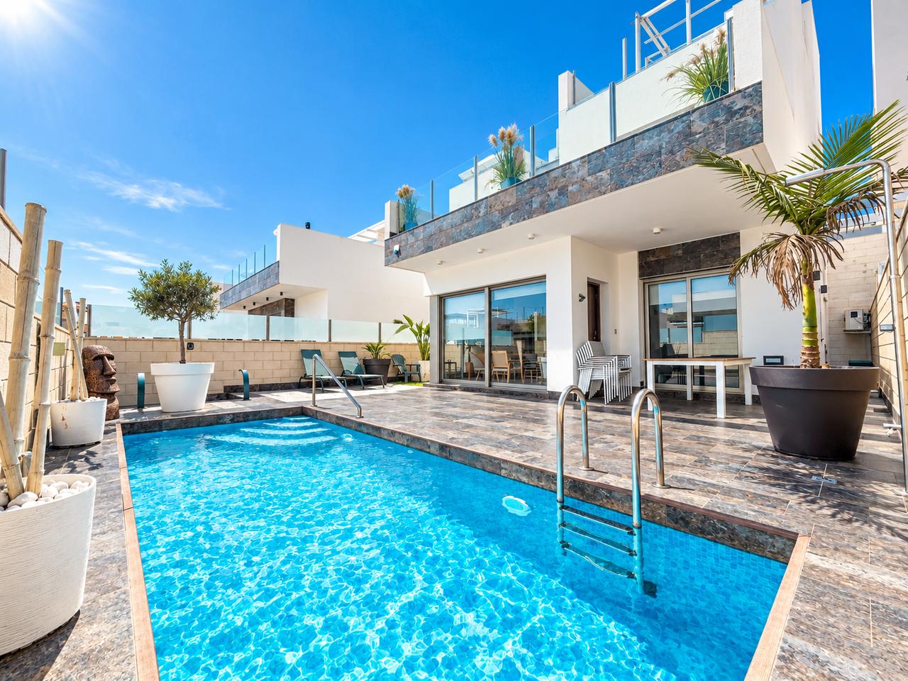 Villa en Venta en Orihuela