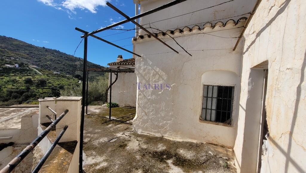 Finca en Venta en Cómpeta