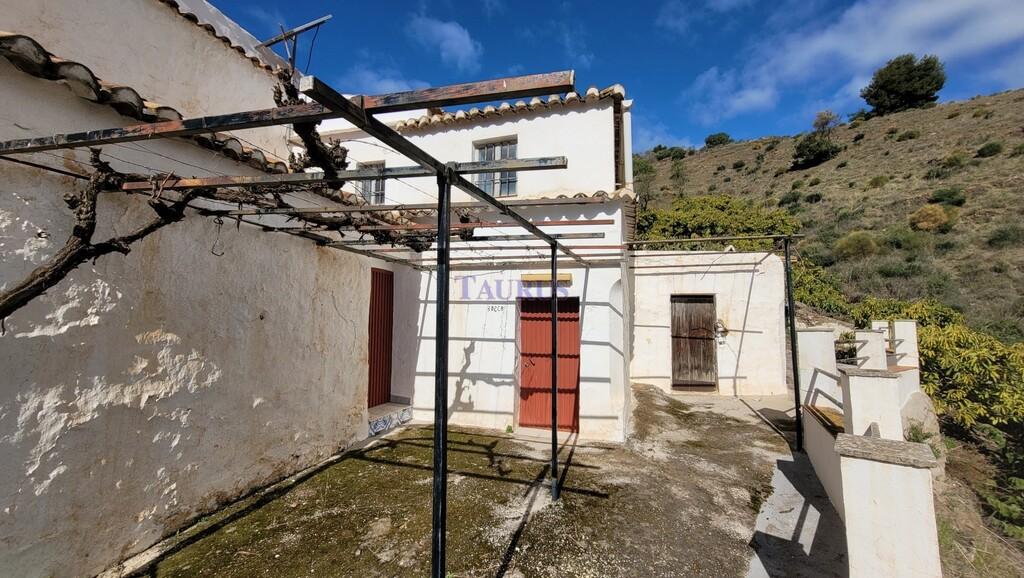 Finca en Venta en Cómpeta