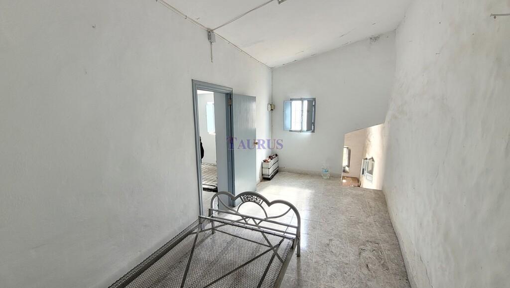 Finca en Venta en Cómpeta