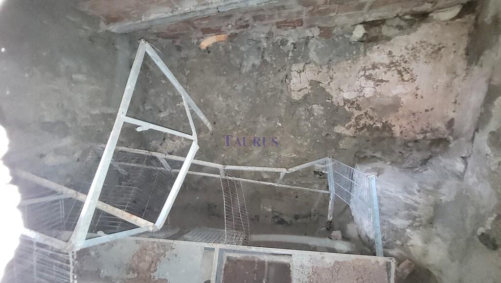 House for Sale in Sayalonga