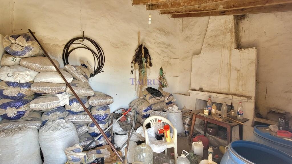 Country Property for Sale in Canillas de Albaida