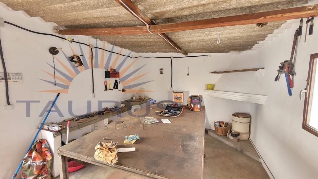 House for Sale in Sayalonga
