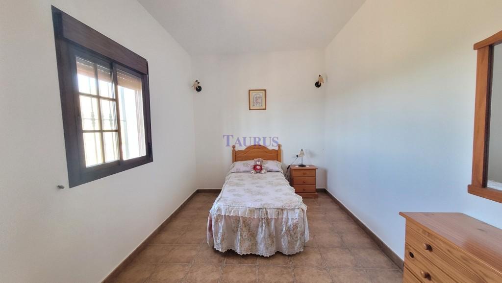 Villa for Sale in Árchez
