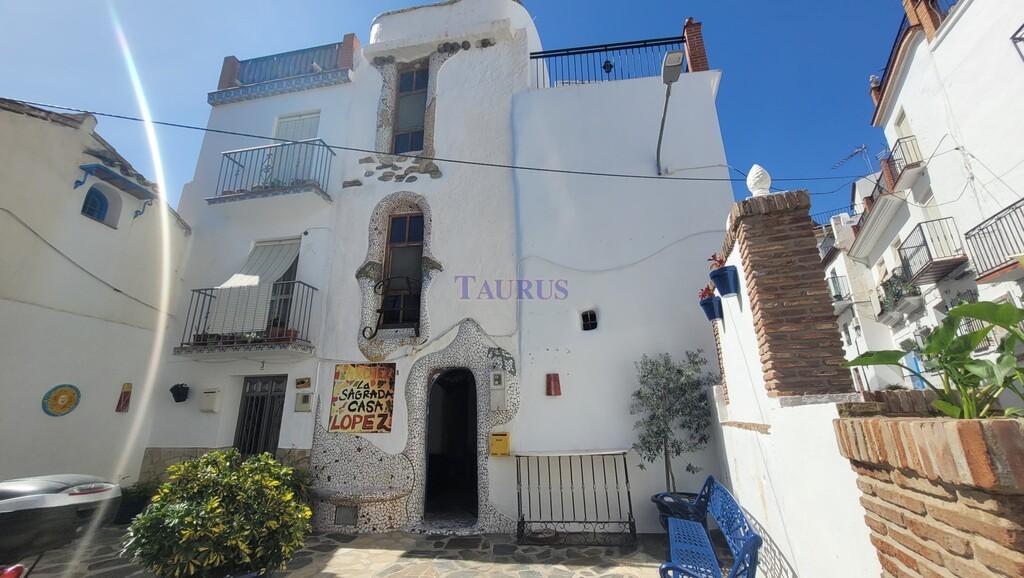 House for Sale in Árchez