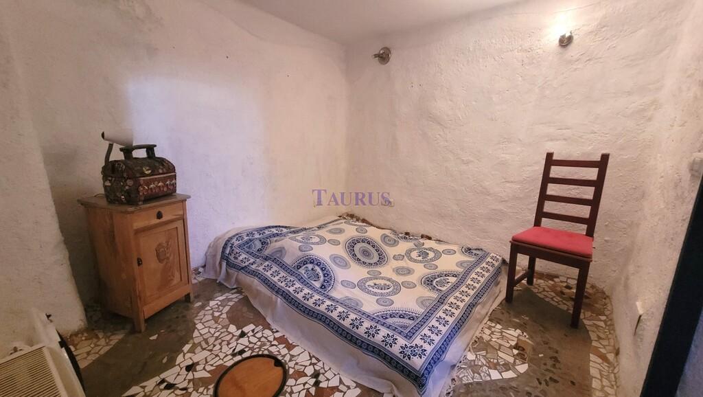House for Sale in Árchez