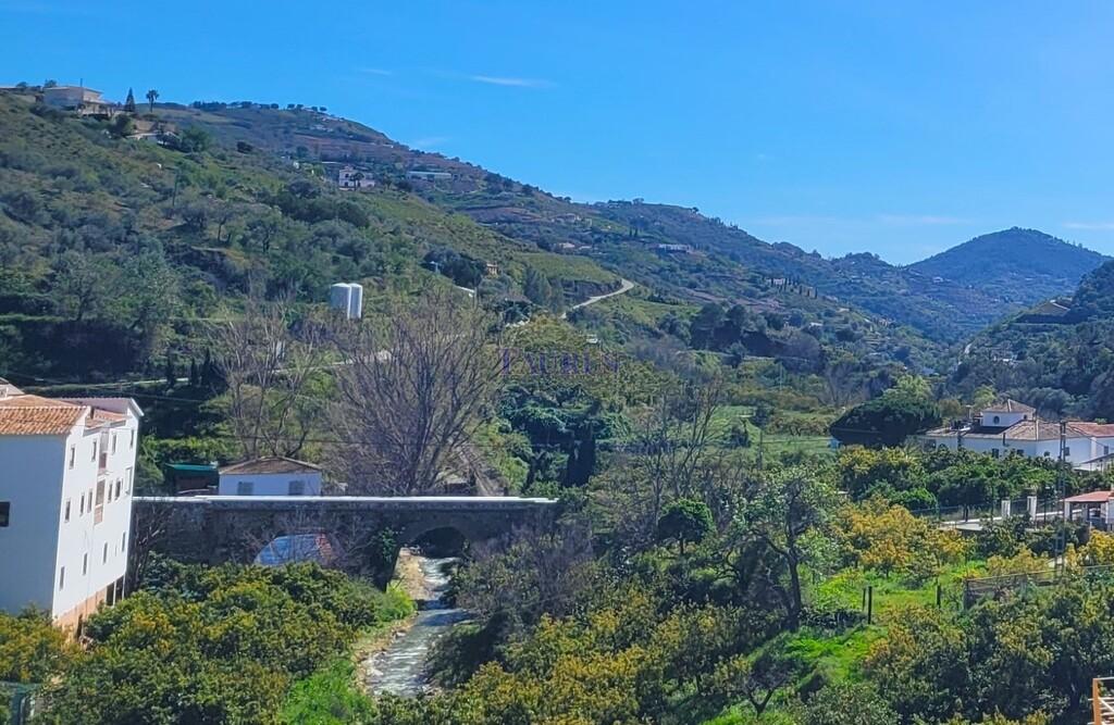 House for Sale in Árchez