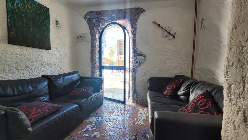 House for Sale in Árchez
