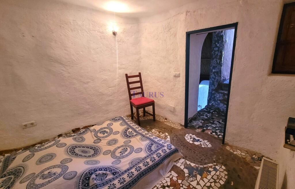House for Sale in Árchez