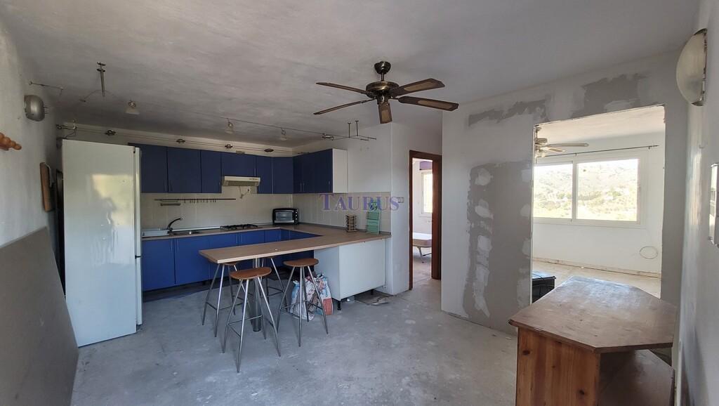 Premise for Sale in Cómpeta