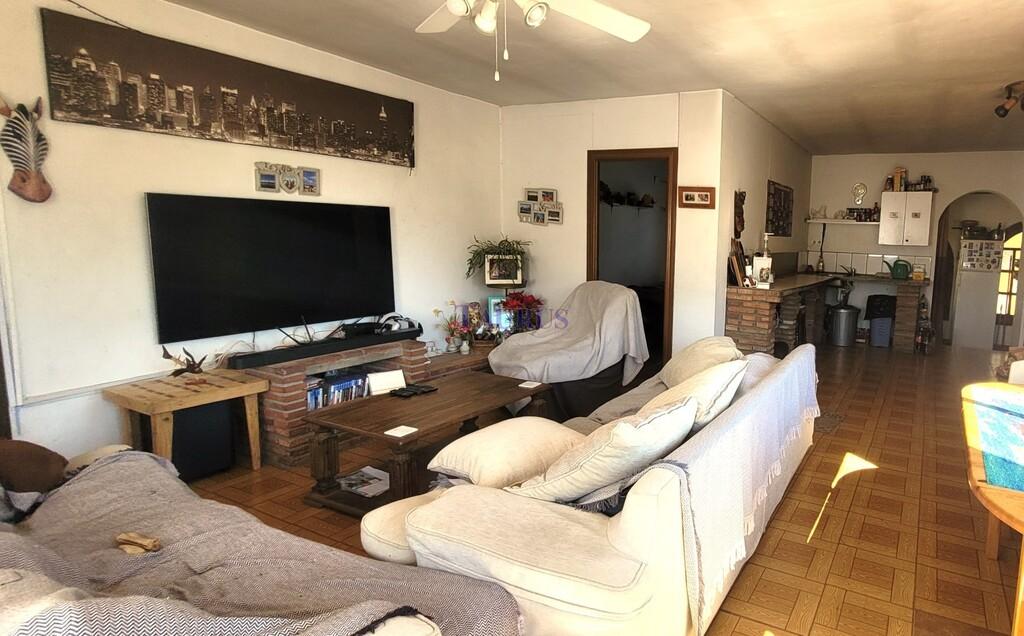 Premise for Sale in Cómpeta