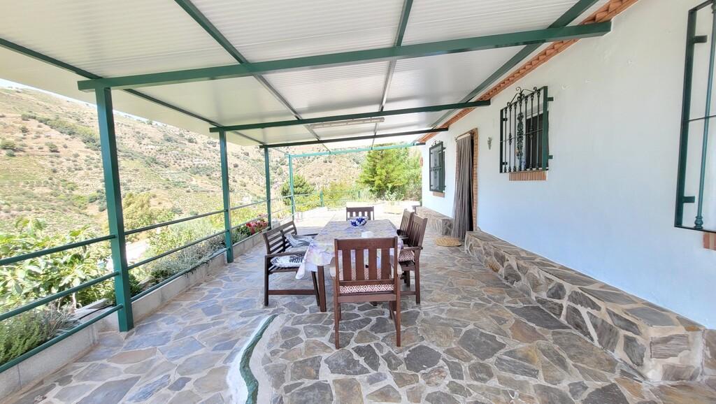 Villa for Sale in Cómpeta