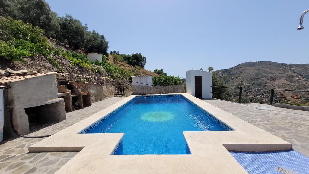 Villa for Sale in Cómpeta