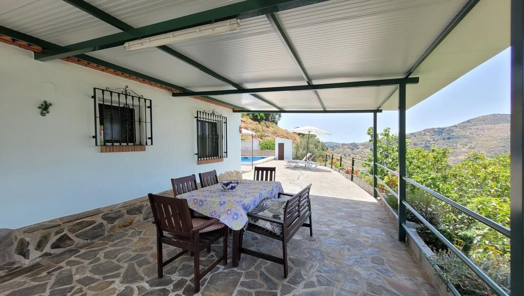 Villa for Sale in Cómpeta