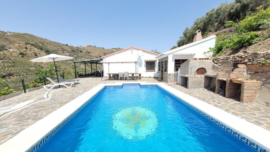 Villa for Sale in Cómpeta