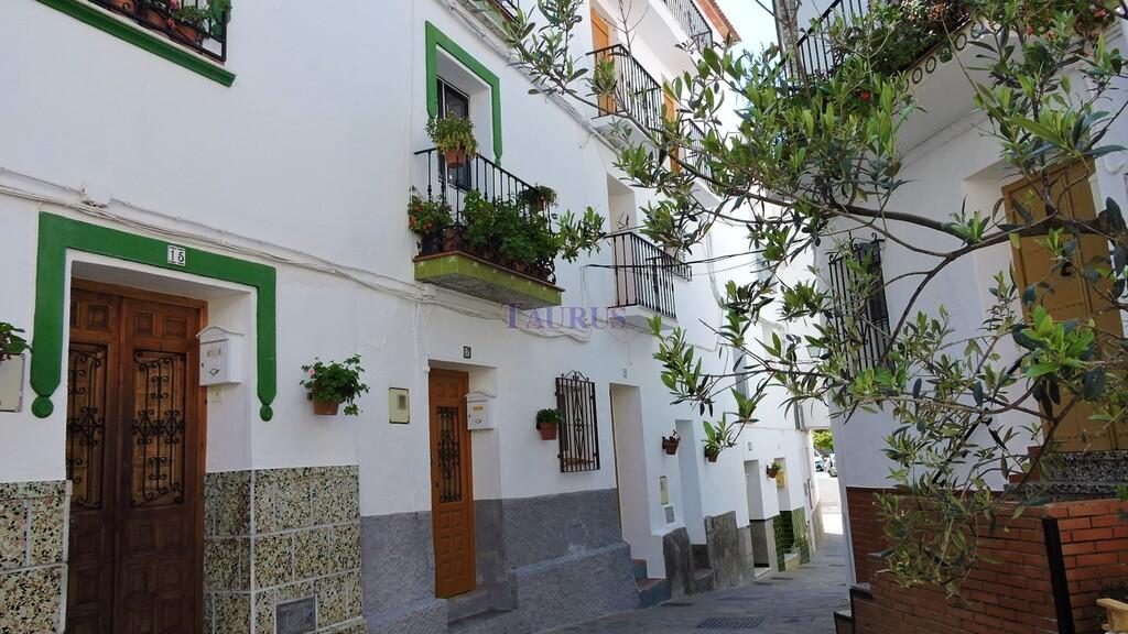 House for Sale in Árchez