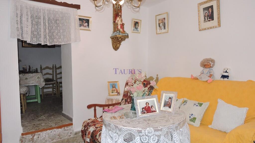 House for Sale in Árchez