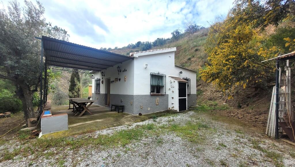 Finca en Venta en Cómpeta