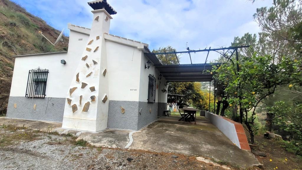 Finca en Venta en Cómpeta