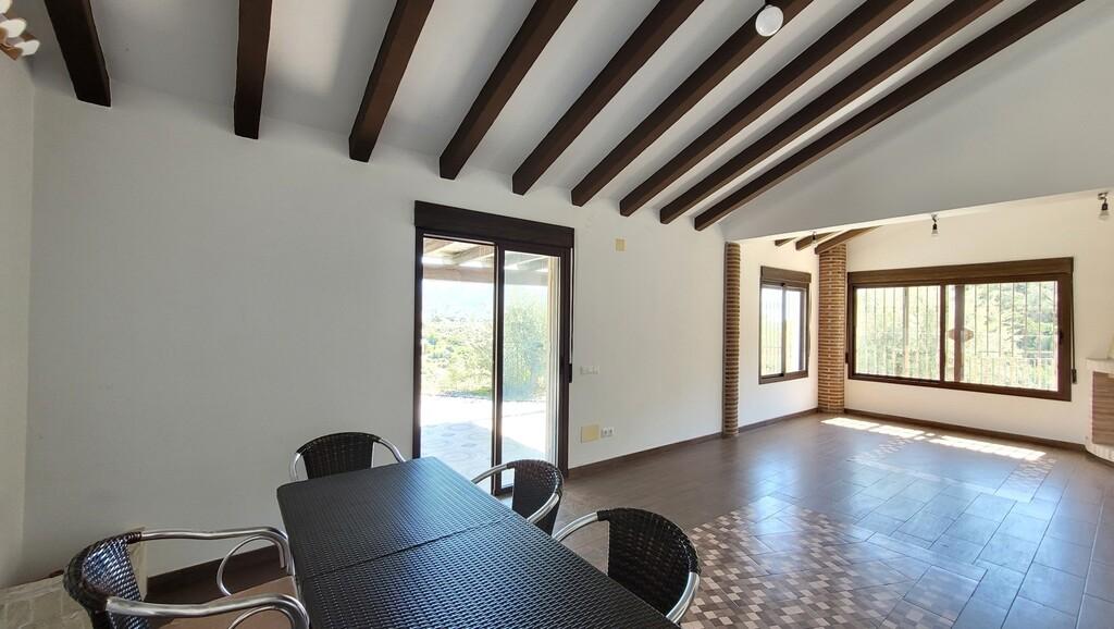 Villa for Sale in Cómpeta