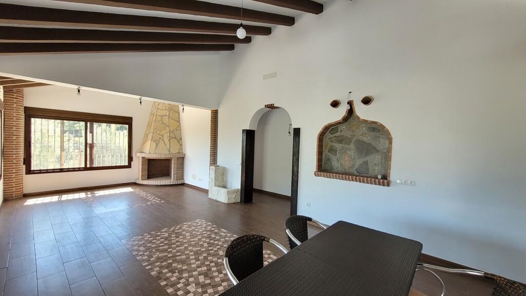 Villa for Sale in Cómpeta