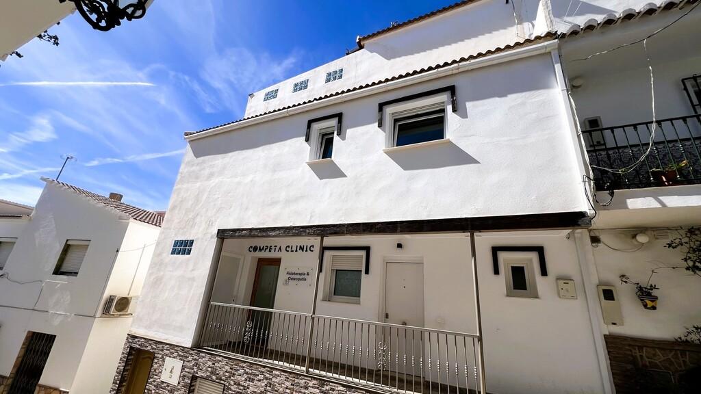Casa en Venta en Cómpeta
