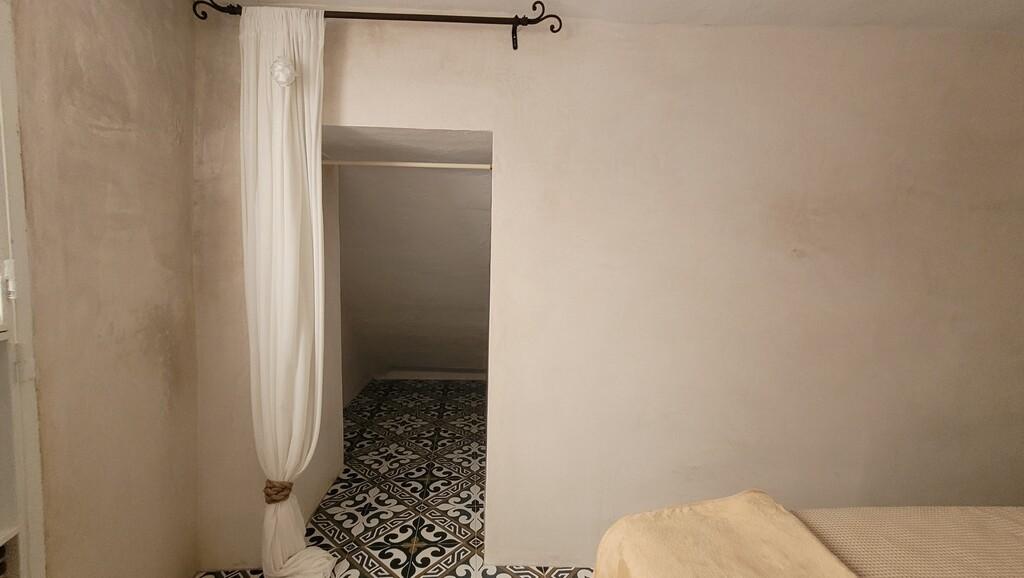 House for Sale in Sayalonga