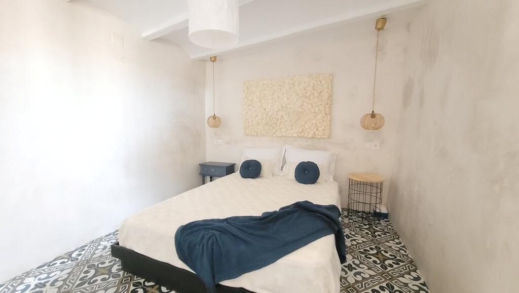 House for Sale in Sayalonga