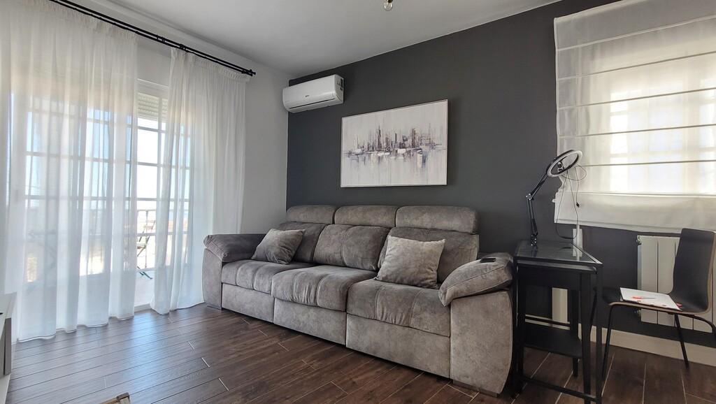 House for Sale in Sayalonga