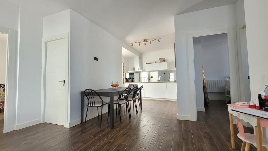 House for Sale in Sayalonga