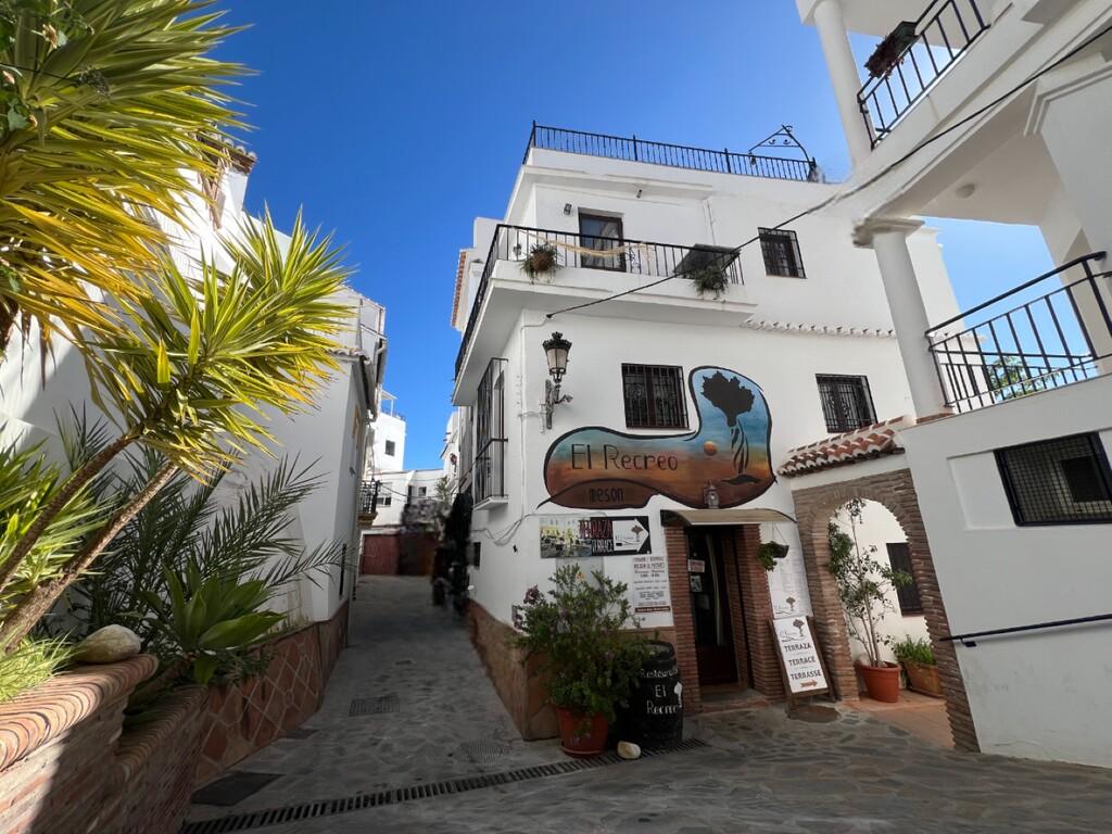 Premise for Sale in Cómpeta