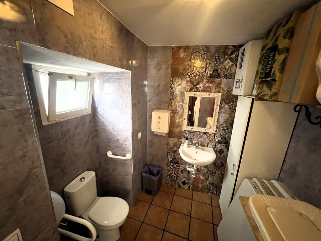 Premise for Sale in Cómpeta