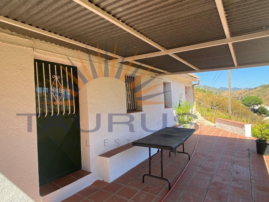 Country Property for Sale in Sedella