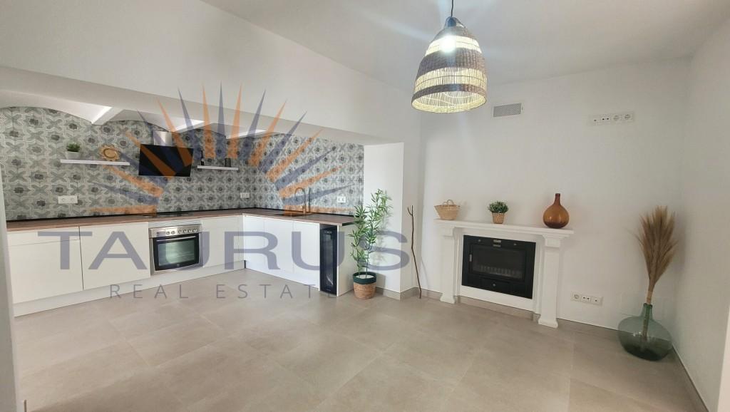 Casa en Venta en Cómpeta