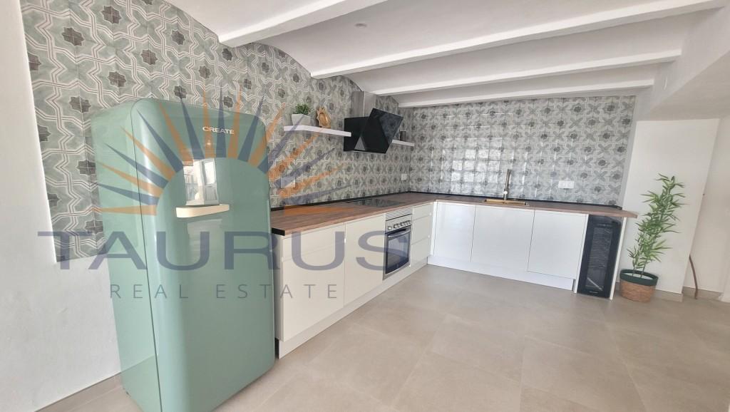 Casa en Venta en Cómpeta