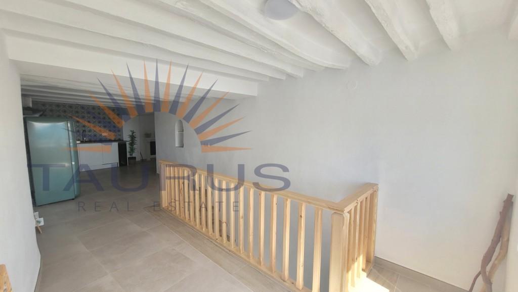 Casa en Venta en Cómpeta
