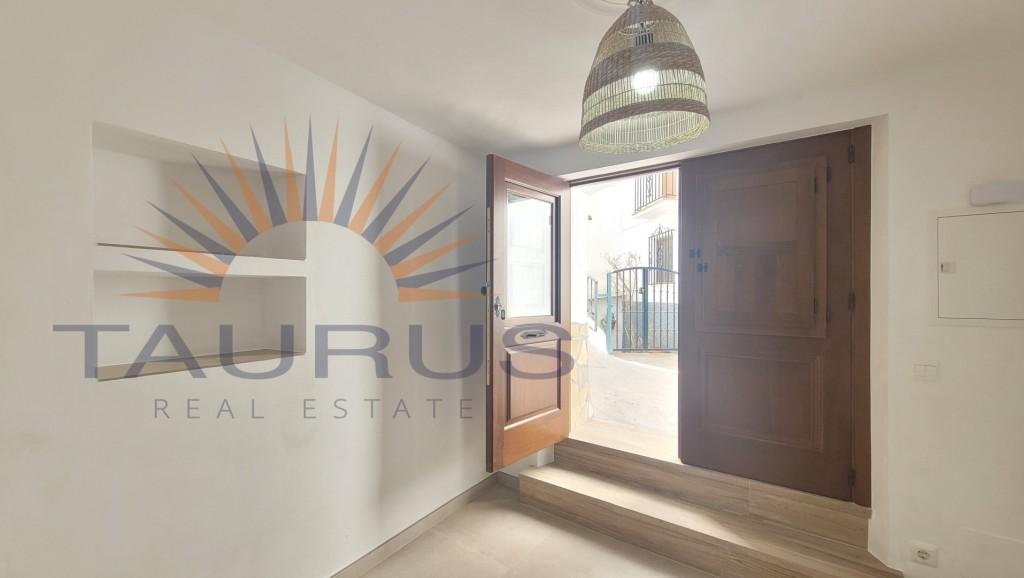 Casa en Venta en Cómpeta