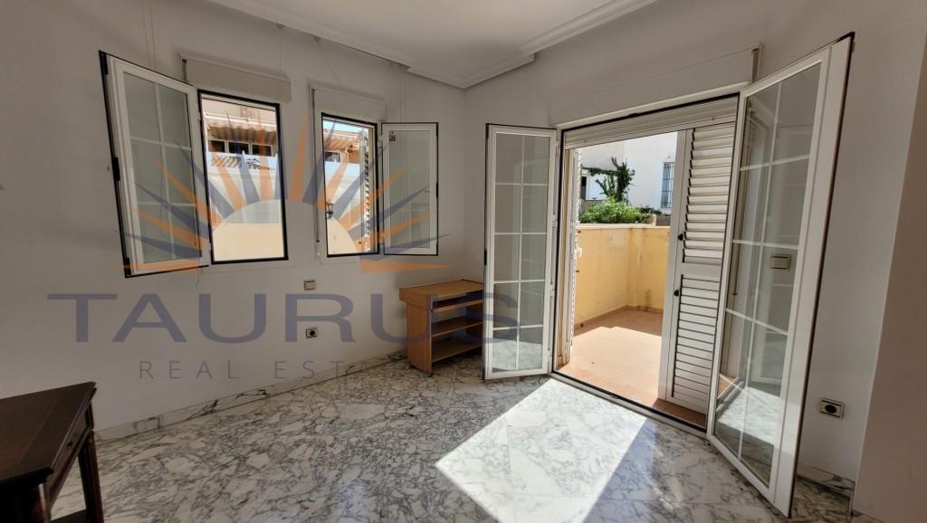 Villa for Sale in Caleta de Vélez