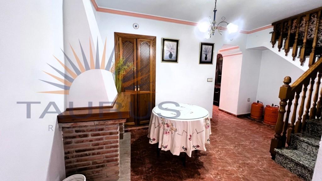 House for Sale in Árchez