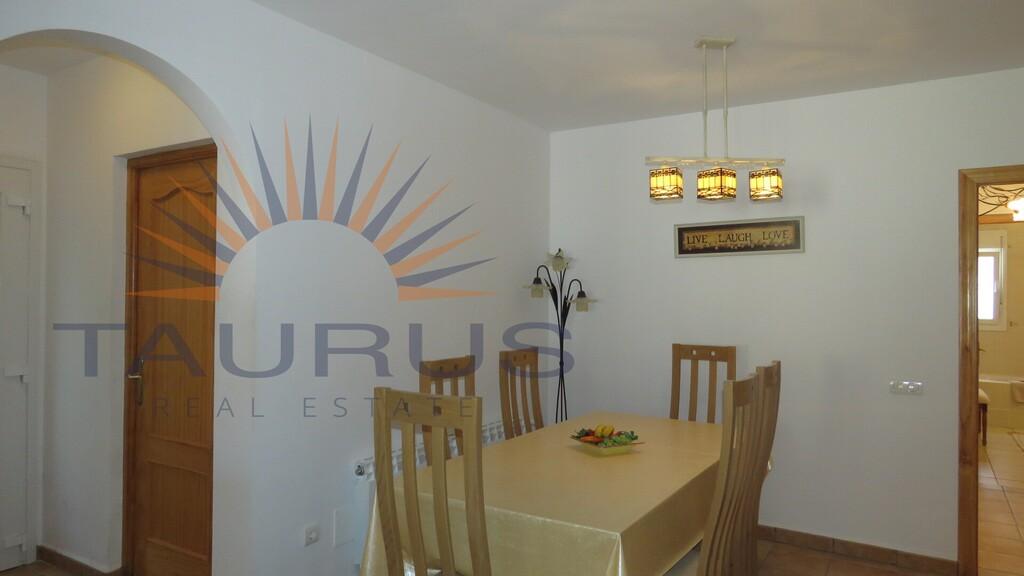 Villa for Sale in Cómpeta